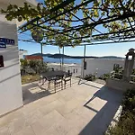 Sun Rogoznica 公寓