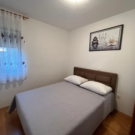 Sun Rogoznica * Podglavica